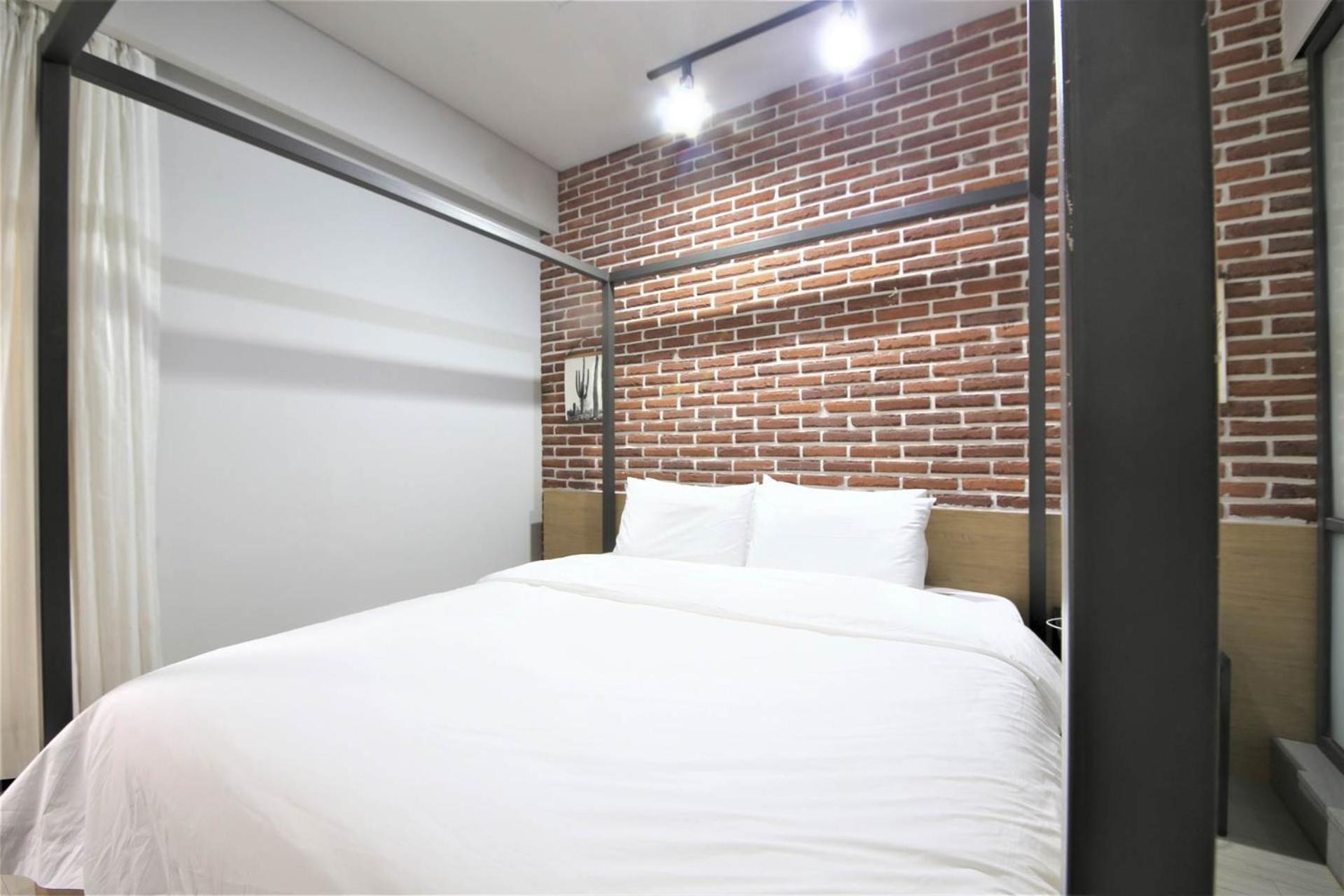 Seomyeon Hound Hotel 1St Street Pusan Exteriér fotografie