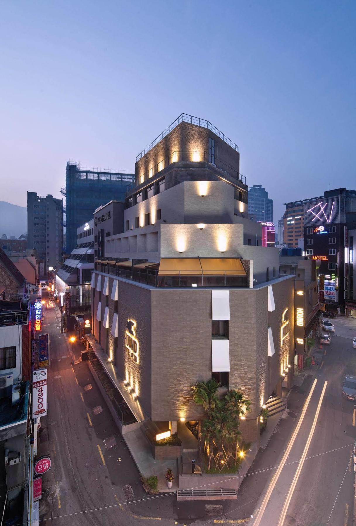 Seomyeon Hound Hotel 1St Street Pusan Exteriér fotografie